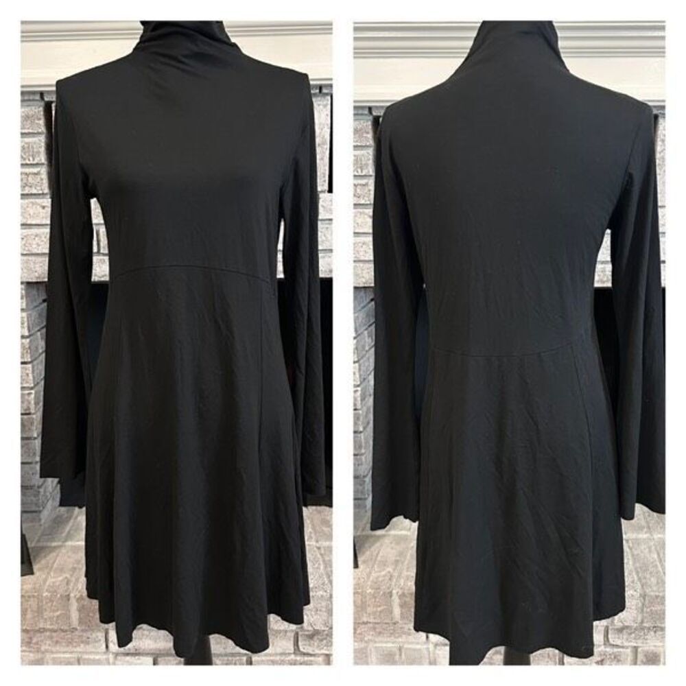 Luna Luz Black‎ Jersey Knee Length Mock Neck Dress Size Medium Long Bell Sleeve